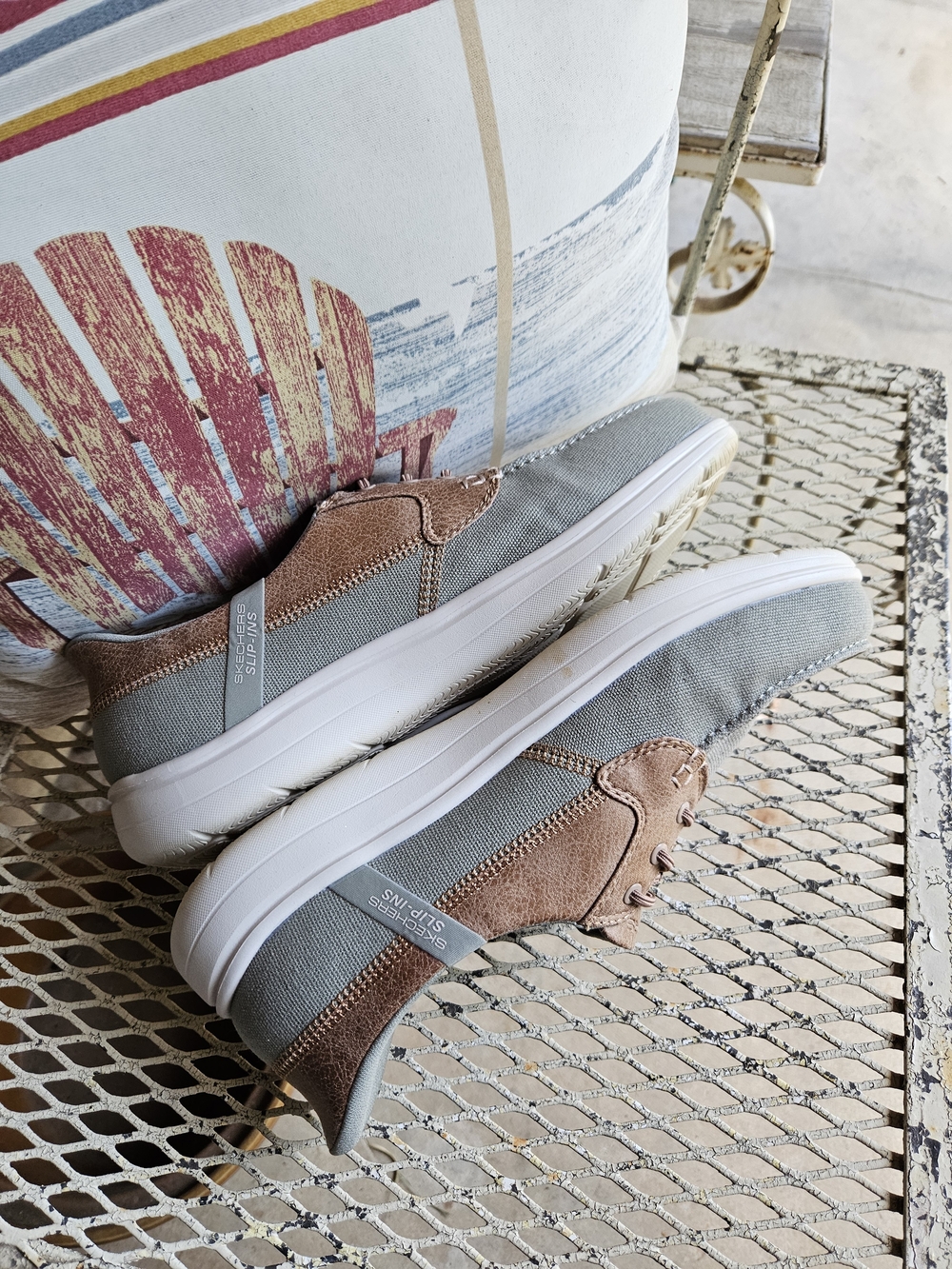 Skechers Womens 9.5 - Picture 13 of 16